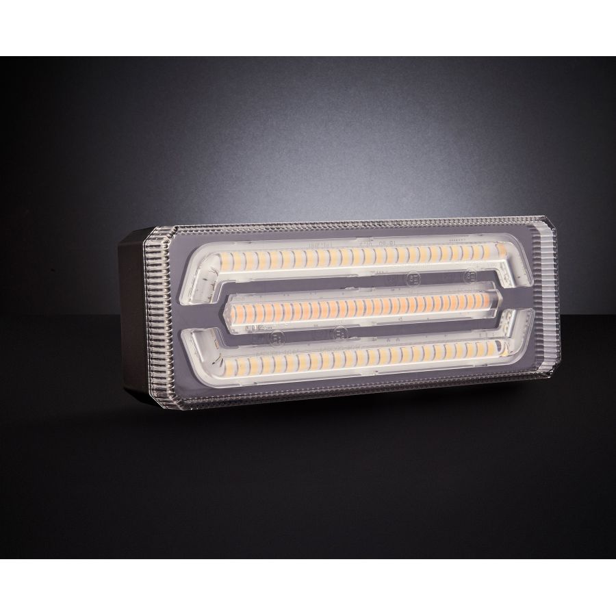 Przednia lampa LED prawa – 2 funkcje z dynamicznym kierunkowskazem (TT.1260CP)