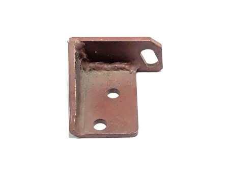 WSPORNIK ALTERNATORA MASSEY FERGUSON UR000029 