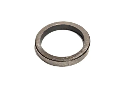 GNIAZDO ZAWOROWE URSUS C330 