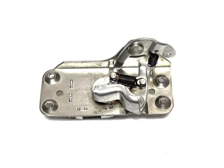 ZAWIAS SZYBY TYLNEJ ZETOR 53369230 
