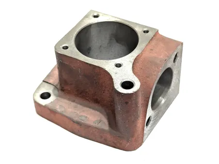 POKRYWA POMPY TŁOCZKOWEJ URSUS C385 89419027 