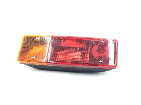 LAMPA ZESPOLONA TYLNA PRAWA URSUS C360 WE.549L 
