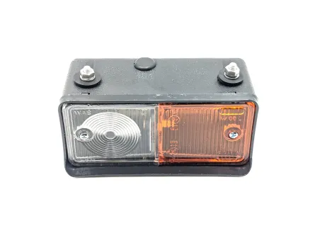 LAMPA KIERUNKOWSKAZU URSUS C-360-MF 80350986 